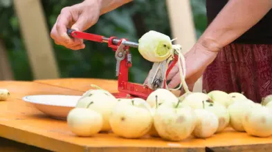 Pèle pommes