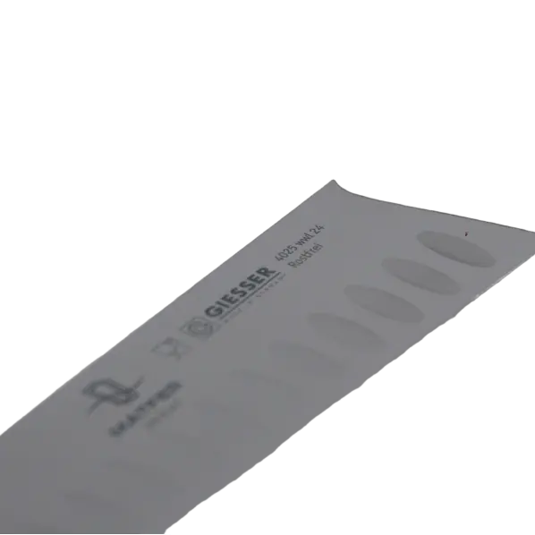 phpjfuEJM_masked