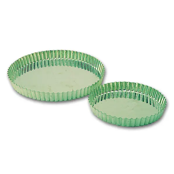 Tourtière cannelée en fer blanc