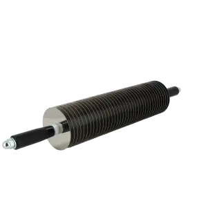 Rouleau coupe-bandes pour tartes grillées