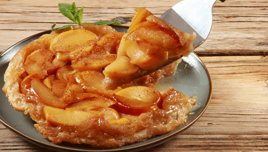 Tarte rustique aux pêches